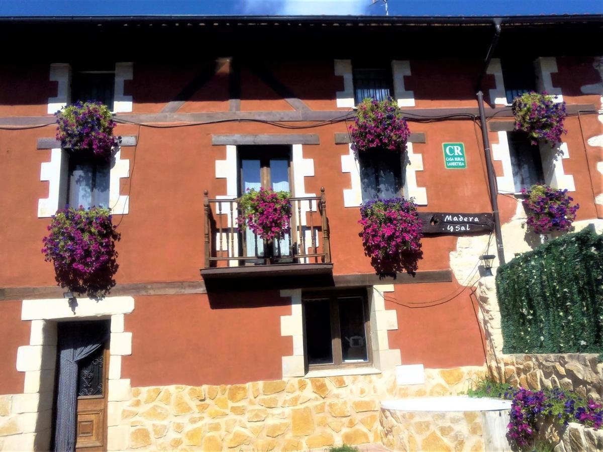 Casa Rural Madera Y Sal Salinas de Anana Exterior foto